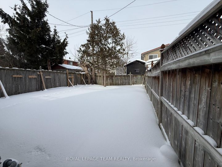 Photo 19 at 973 Eiffel Avenue, Nepean (Carleton Square), Ottawa