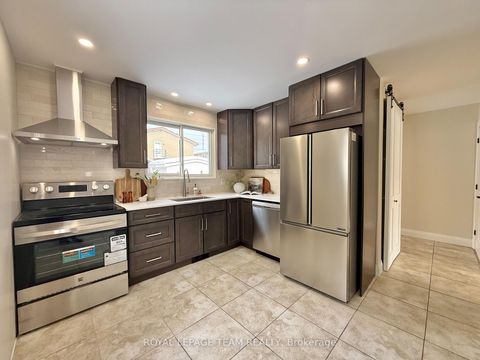 Photo 8 at 973 Eiffel Avenue, Nepean (Carleton Square), Ottawa