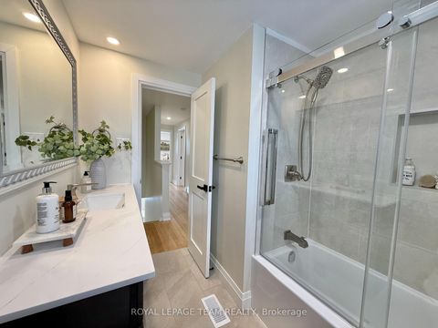 Photo 17 at 973 Eiffel Avenue, Nepean (Carleton Square), Ottawa