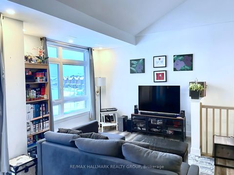 Photo 5 at i - 300 Tulum Crescent, Emerald Meadows/Trailwest, Kanata