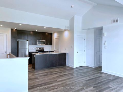 Photo 9 at i - 300 Tulum Crescent, Emerald Meadows/Trailwest, Kanata