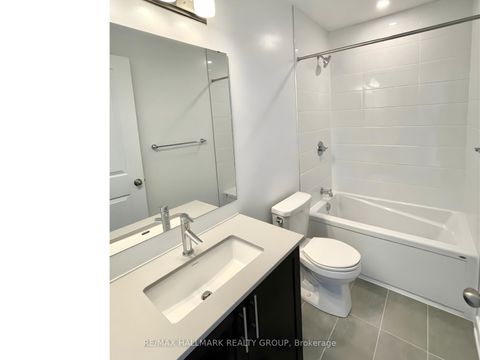 Photo 19 at i - 300 Tulum Crescent, Emerald Meadows/Trailwest, Kanata