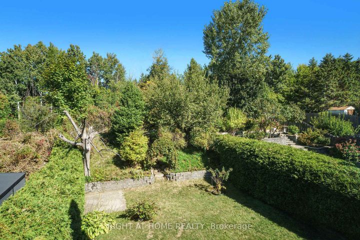 Photo 24 at 82 Nestow Drive, Nepean (Tanglewood), Ottawa