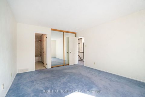 Photo 15 at 82 Nestow Drive, Nepean (Tanglewood), Ottawa