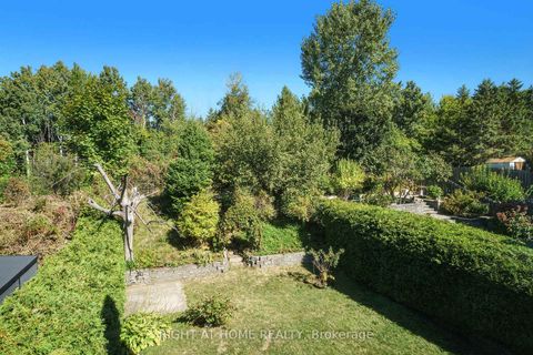 Photo 24 at 82 Nestow Drive, Nepean (Tanglewood), Ottawa