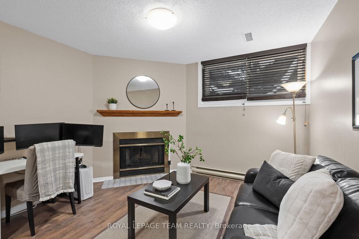 Photo 20 at 27 Sandcliffe Terrace, Nepean (Centrepointe), Ottawa