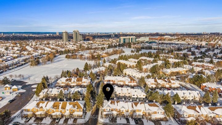 Photo 25 at 27 Sandcliffe Terrace, Nepean (Centrepointe), Ottawa