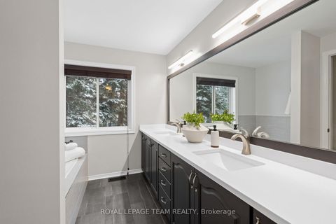 Photo 14 at 27 Sandcliffe Terrace, Nepean (Centrepointe), Ottawa