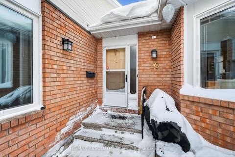 Photo 3 at 18 Pine Needles Court, Stittsville (Central), Stittsville