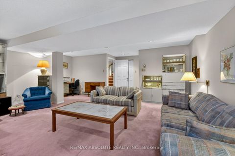 Photo 46 at 18 Pine Needles Court, Stittsville (Central), Stittsville