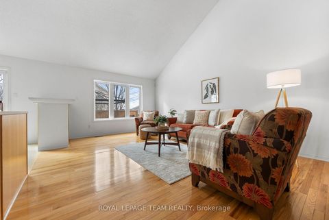 Photo 8 at 13 Melville Road, Arnprior