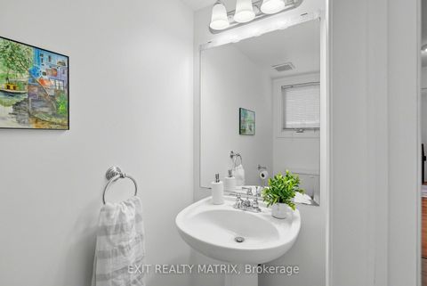 Photo 14 at 727 Brome Crescent, Fallingbrook/Ridgemount, Orleans