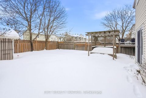Photo 32 at 727 Brome Crescent, Fallingbrook/Ridgemount, Orleans