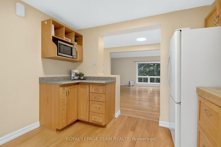 Photo 12 at 17 Providence Place, Nepean (Pheasant Run), Ottawa