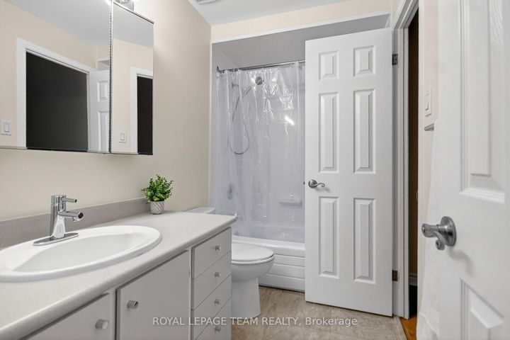 Photo 20 at 17 Providence Place, Nepean (Pheasant Run), Ottawa