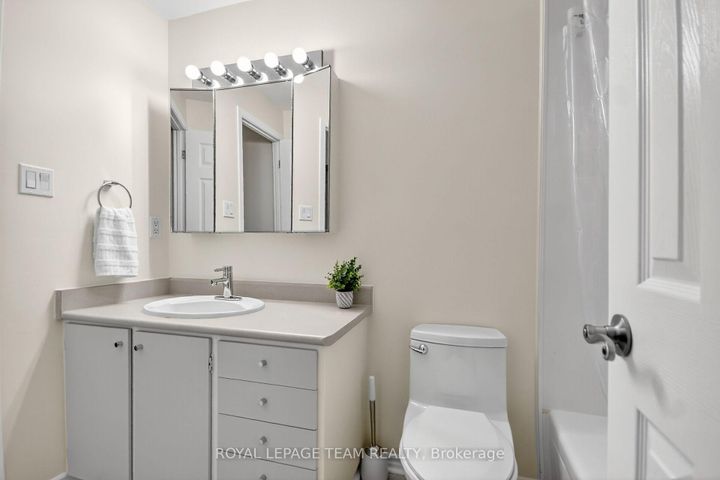 Photo 21 at 17 Providence Place, Nepean (Pheasant Run), Ottawa