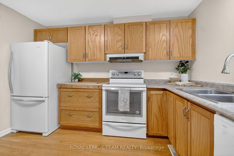 Photo 15 at 17 Providence Place, Nepean (Pheasant Run), Ottawa