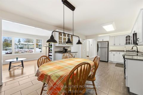 Photo 11 at 17 Savage Drive, Stittsville (Central), Stittsville