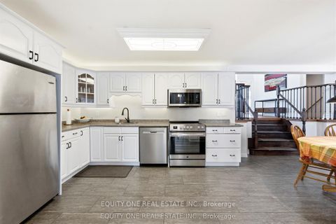 Photo 12 at 17 Savage Drive, Stittsville (Central), Stittsville