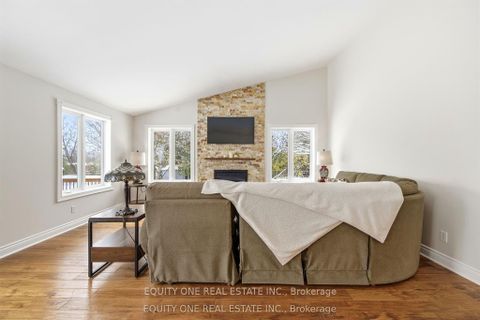 Photo 24 at 17 Savage Drive, Stittsville (Central), Stittsville