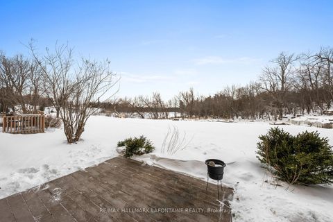 Photo 23 at 107 - 1 Rosamond Street E, Almonte, Mississippi Mills