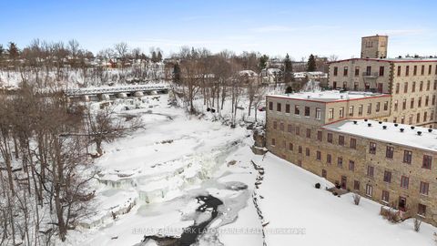 Photo 27 at 107 - 1 Rosamond Street E, Almonte, Mississippi Mills