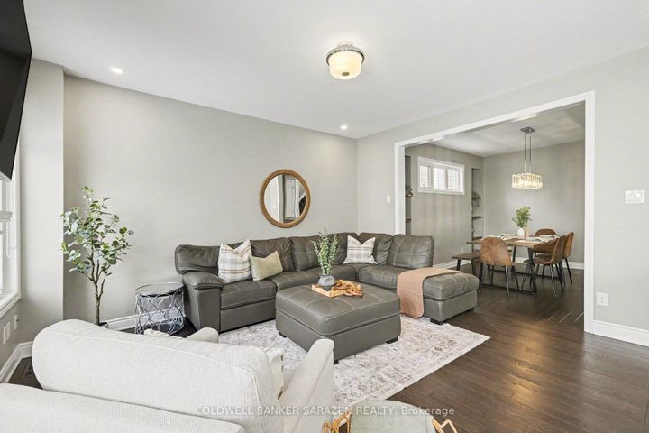 Photo 7 at 771 Devario Crescent, Nepean (Half Moon Bay), Ottawa