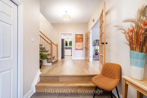 Photo 2 at 1719 Meadowview Crescent N, Convent Glen South, Orleans