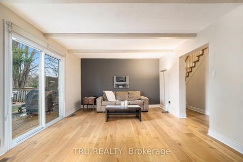 Photo 15 at 1719 Meadowview Crescent N, Convent Glen South, Orleans