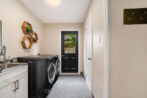 Photo 16 at 1719 Meadowview Crescent N, Convent Glen South, Orleans