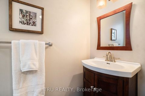 Photo 17 at 1719 Meadowview Crescent N, Convent Glen South, Orleans