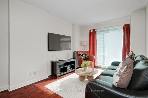 Photo 3 at 505 - 138 Somerset Street W, Ottawa Centre/Golden Triangle, Ottawa Centre