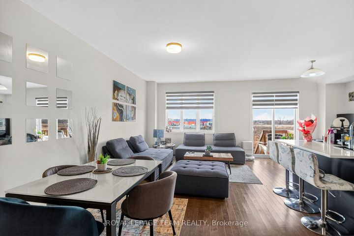 Photo 9 at 136 Main Halyard Lane, Nepean (Half Moon Bay), Ottawa