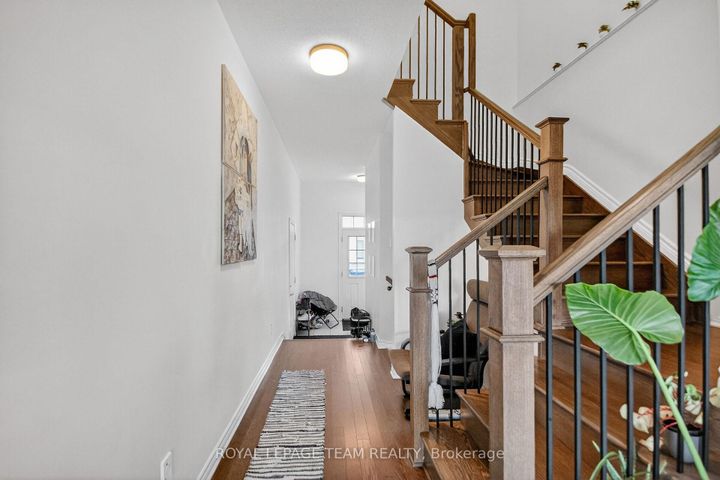 Photo 16 at 136 Main Halyard Lane, Nepean (Half Moon Bay), Ottawa