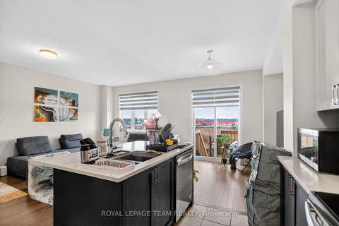 Photo 12 at 136 Main Halyard Lane, Nepean (Half Moon Bay), Ottawa