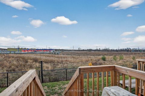 Photo 32 at 136 Main Halyard Lane, Nepean (Half Moon Bay), Ottawa