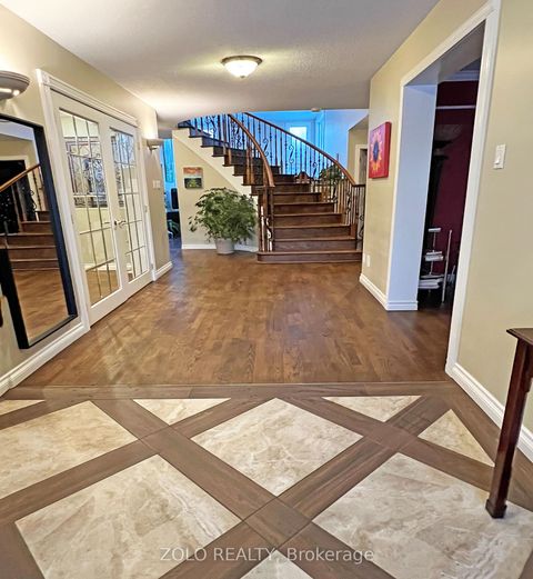 Photo 4 at 736 Hauteview Crescent, Fallingbrook/Ridgemount, Orleans