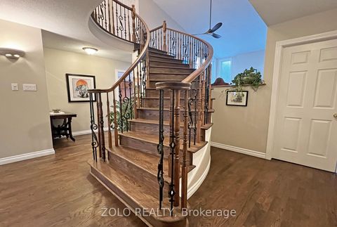 Photo 6 at 736 Hauteview Crescent, Fallingbrook/Ridgemount, Orleans