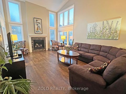 Photo 7 at 736 Hauteview Crescent, Fallingbrook/Ridgemount, Orleans