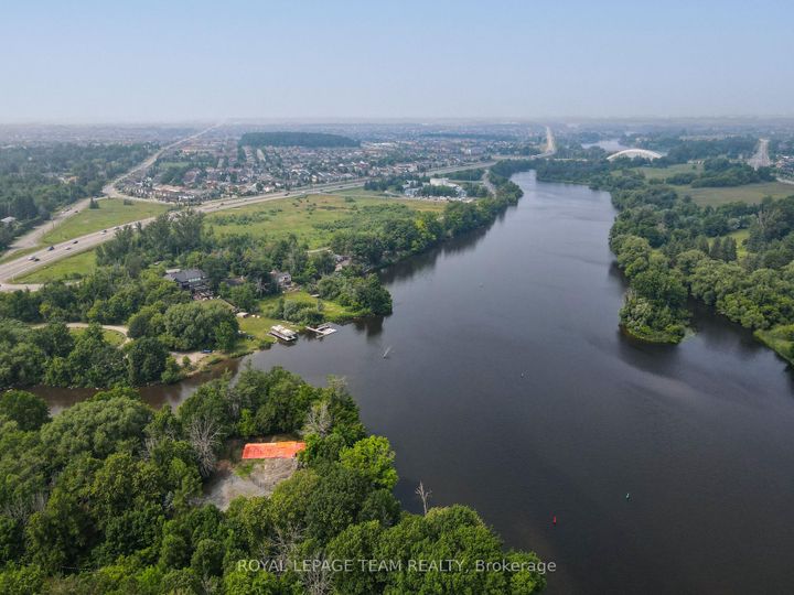 Photo 2 at 3651 Prince Of Wales Drive, Nepean (Manotick Village & Manotick Estates), Ottawa