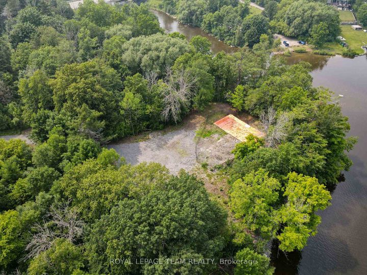 Photo 8 at 3651 Prince Of Wales Drive, Nepean (Manotick Village & Manotick Estates), Ottawa