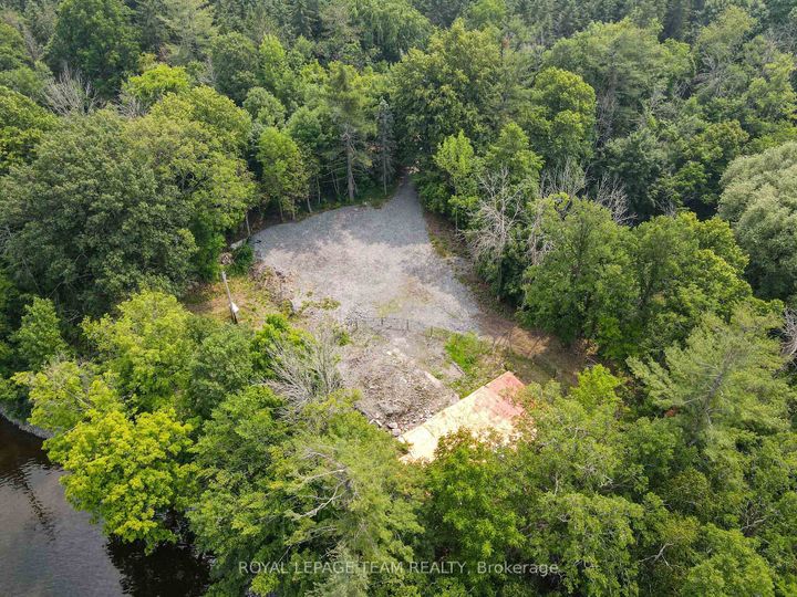 Photo 9 at 3651 Prince Of Wales Drive, Nepean (Manotick Village & Manotick Estates), Ottawa