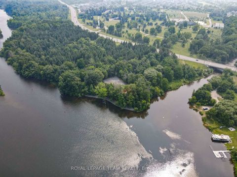 Photo 5 at 3651 Prince Of Wales Drive, Nepean (Manotick Village & Manotick Estates), Ottawa