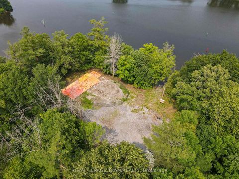 Photo 11 at 3651 Prince Of Wales Drive, Nepean (Manotick Village & Manotick Estates), Ottawa