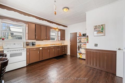 Photo 4 at 2154 Dundas Street N, Town of Cardinal, Edwardsburgh/Cardinal