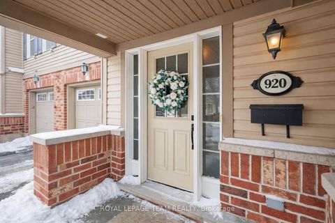 Photo 1 at 920 Messor Crescent, Stittsville (North), Stittsville
