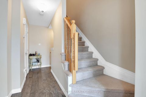 Photo 7 at 920 Messor Crescent, Stittsville (North), Stittsville