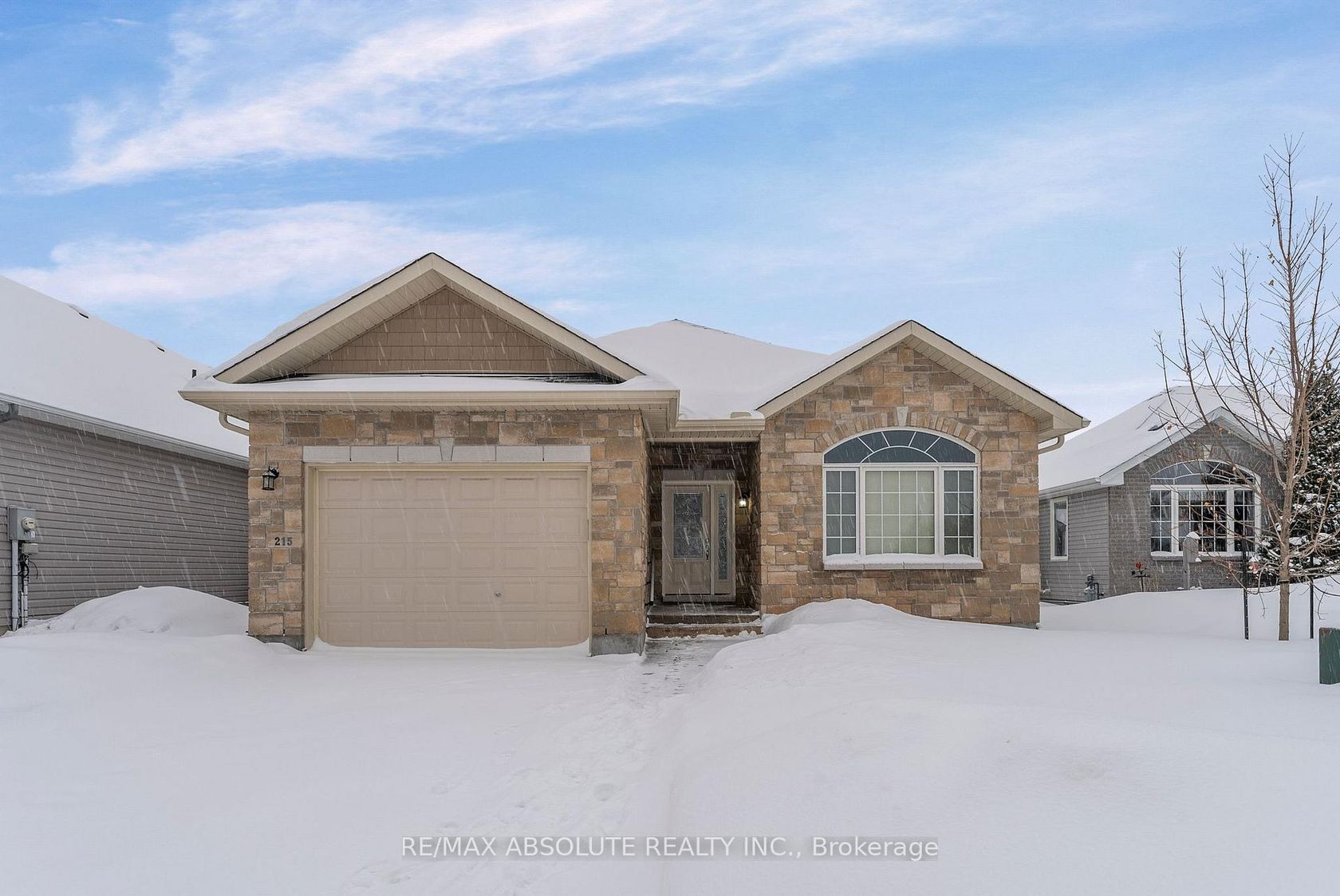 215 Arthur Street, Arnprior 2