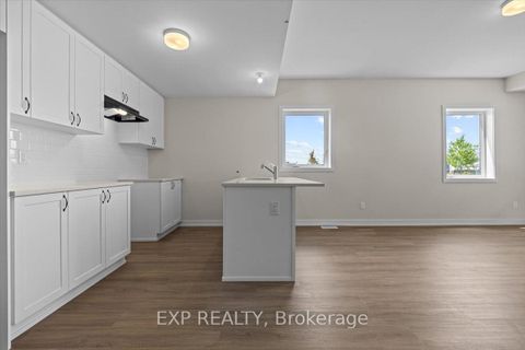 Photo 7 at 614 Tobiano Private, Stittsville (South), Stittsville