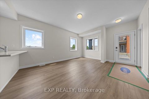 Photo 12 at 614 Tobiano Private, Stittsville (South), Stittsville